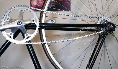 Being a road frame, with longer chainstays, the track chain included isn't long enough!