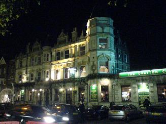 Drayton Court Hotel